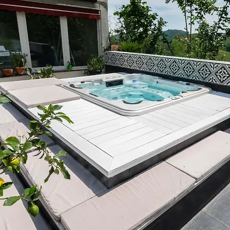 Casabella 22 Bed & Breakfast 4*