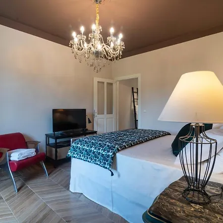 Casabella 22 Bed and Breakfast
