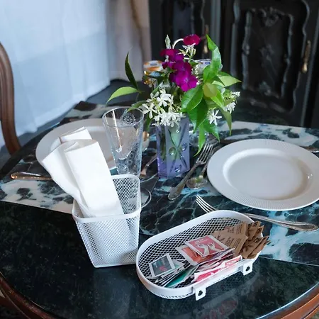 Casabella 22 Bed & Breakfast 4*