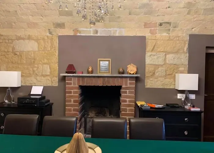 Casabella 22 לינה וארוחת בוקר 4*
